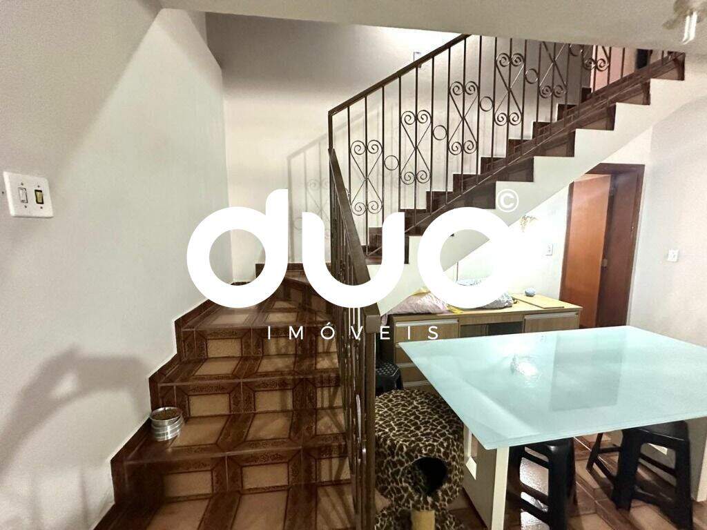 Casa à venda no Jardim Noiva da Colina: 