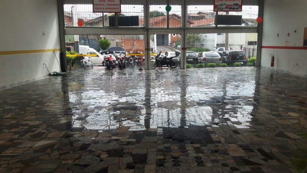 Barracão à venda no Piracicamirim: 