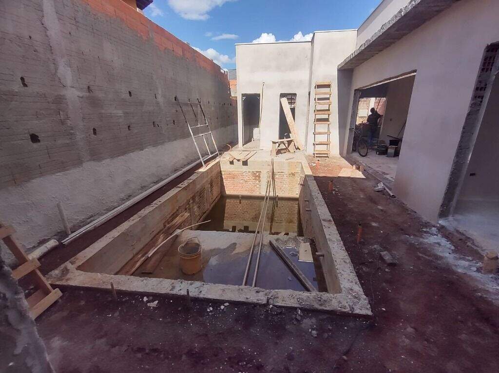Casa à venda no Jardim Monumento: 