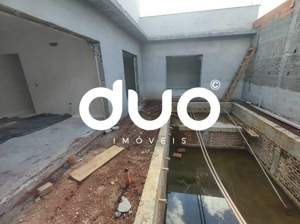 Casa à venda no Jardim Monumento: 