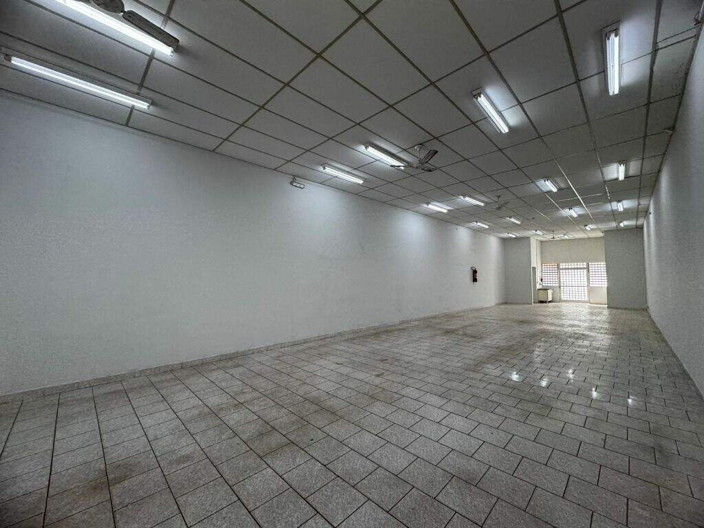Salão para aluguel no Centro: 