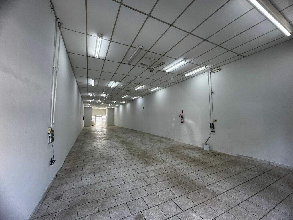 Salão para aluguel no Centro: 