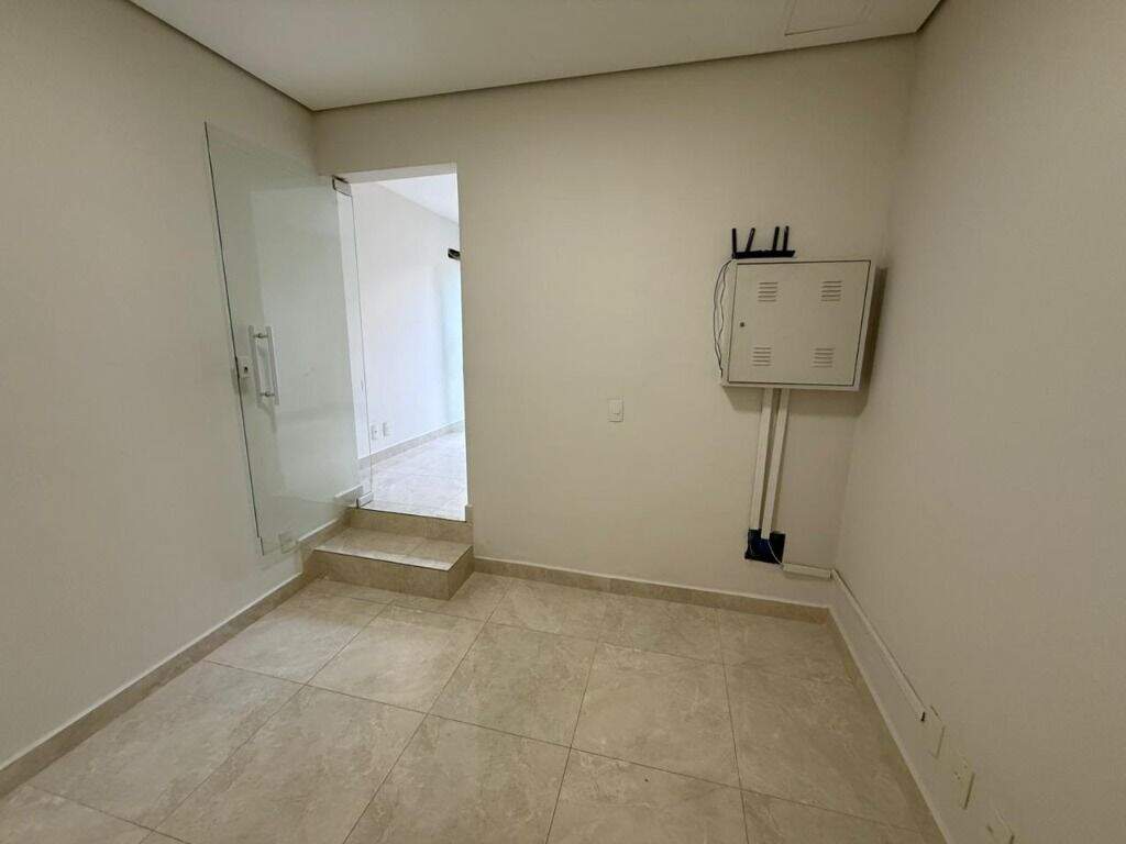 Sala para aluguel no Alto: 