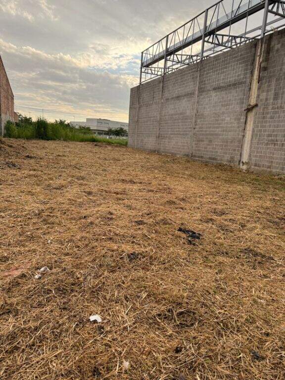 Terreno à venda no Conceição: 