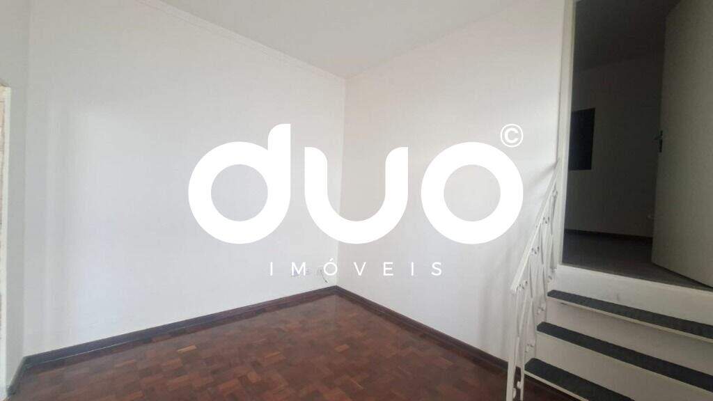 Casa à venda no Centro: 