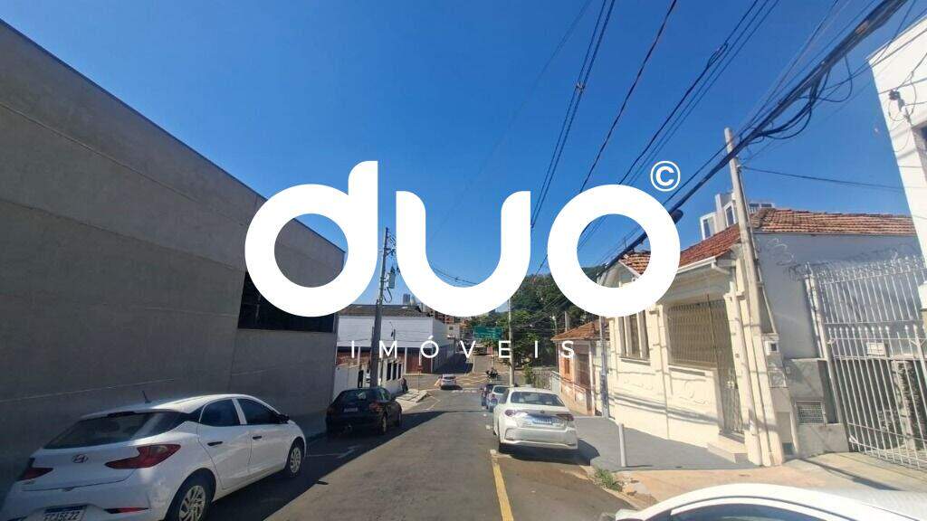 Casa à venda no Centro: 