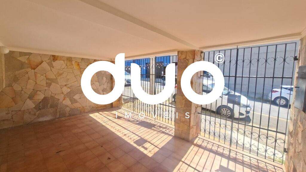Casa à venda no Centro: 