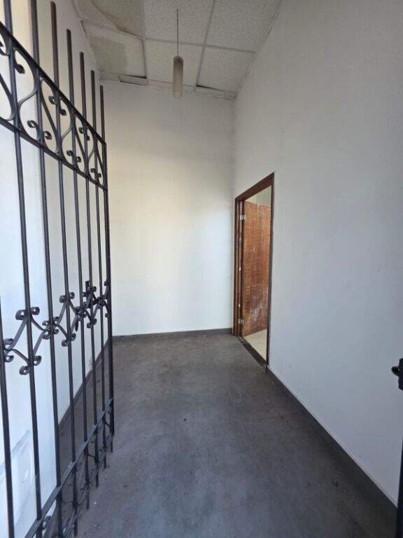 Salão para aluguel no Jardim Petrópolis: 