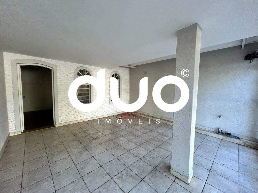 Casa à venda no Jardim Monumento: 