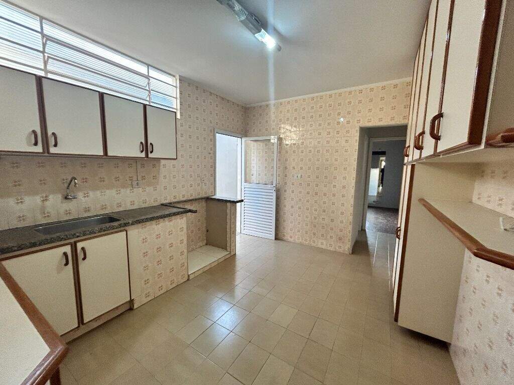 Casa à venda no Jardim Monumento: 