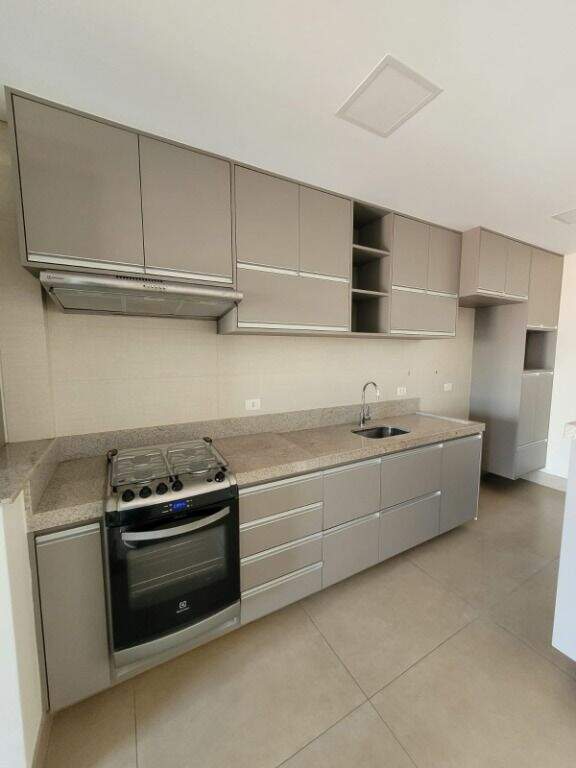 Apartamento para aluguel no Alto: 