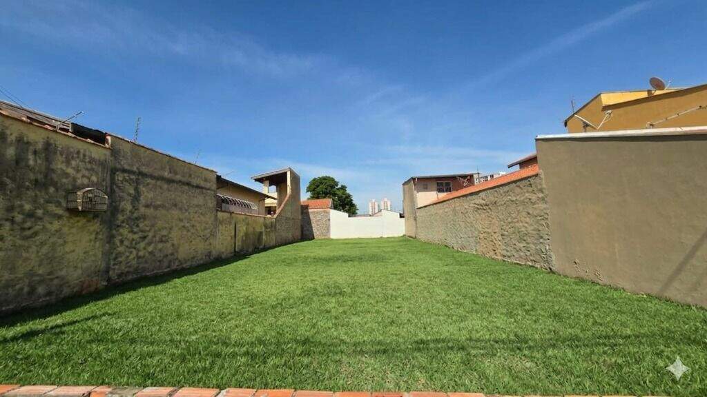Terreno à venda no Jardim Noiva da Colina: 