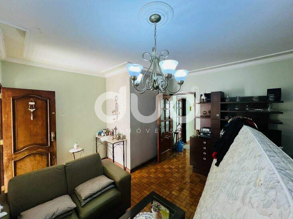 Casa à venda no Nova América: 