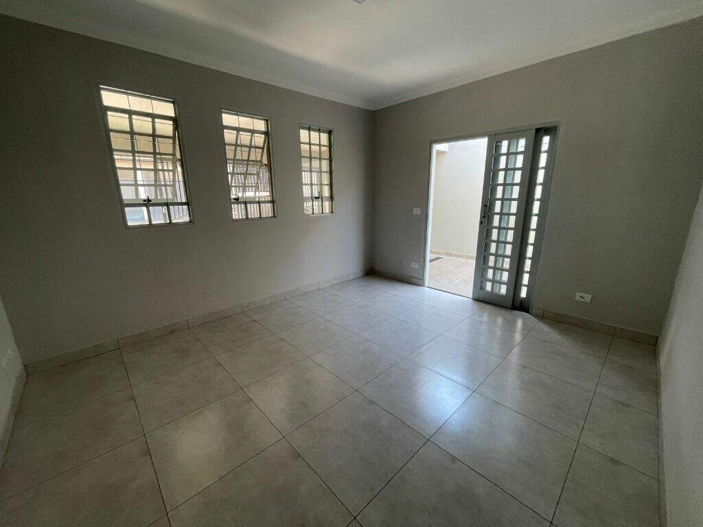Casa para aluguel no Gleba Califórnia: 