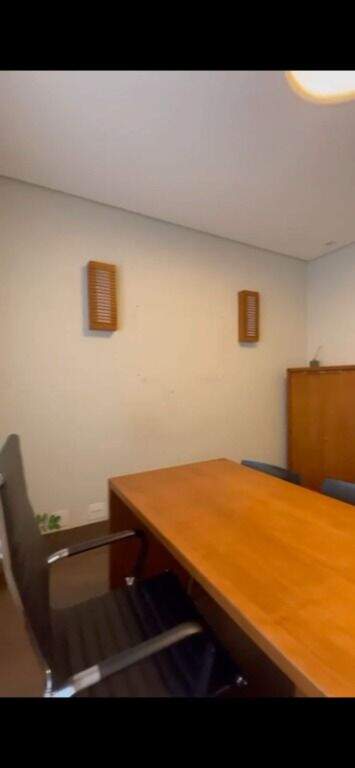 Sala para aluguel no Centro (Ártemis): 