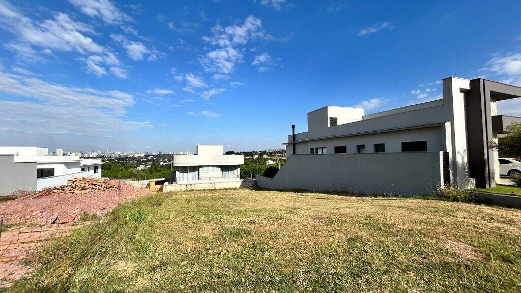 Terreno à venda no Jardim Parque Jupiá: 