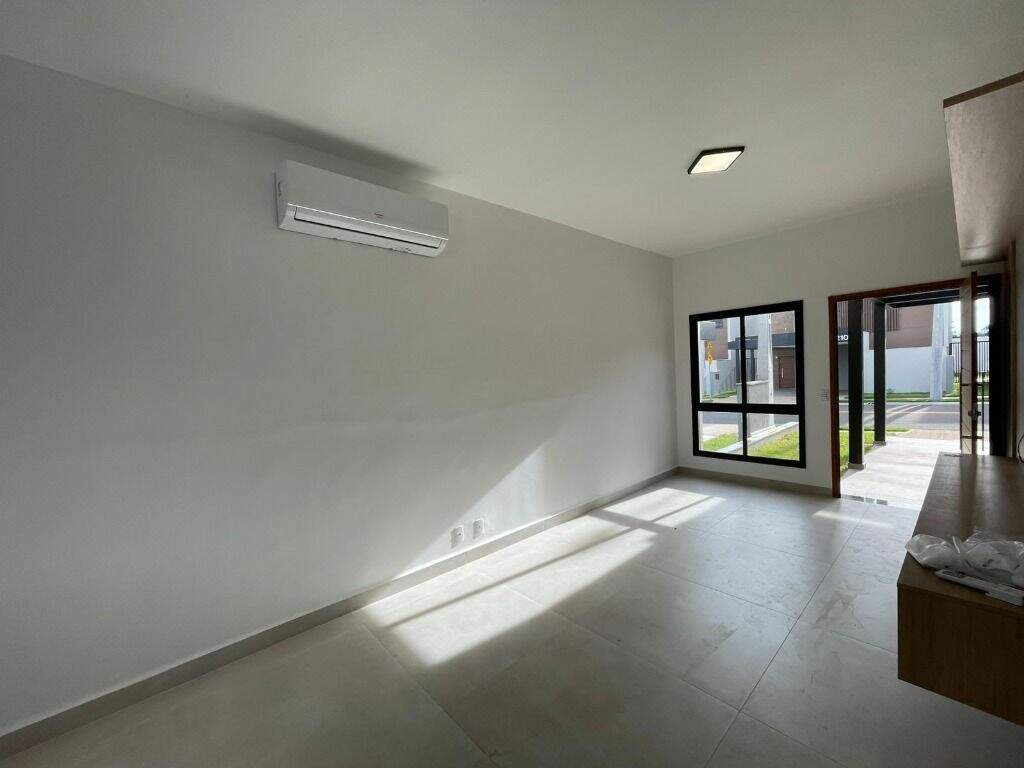 Casa para aluguel no Santa Rosa: 