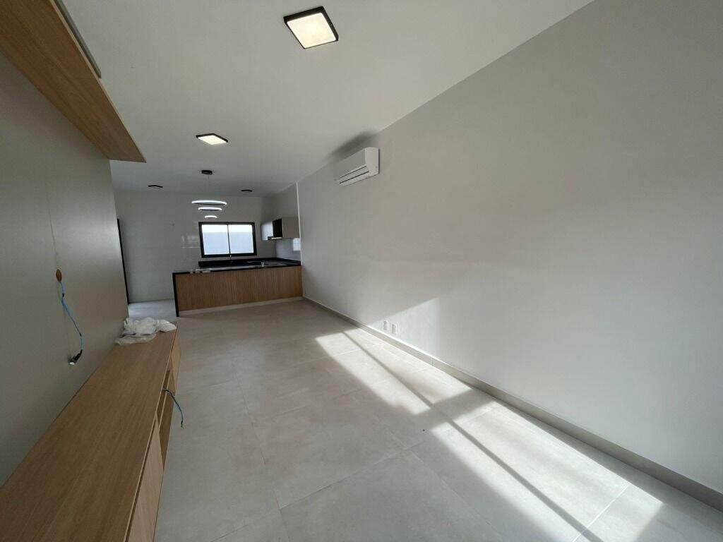 Casa para aluguel no Santa Rosa: 