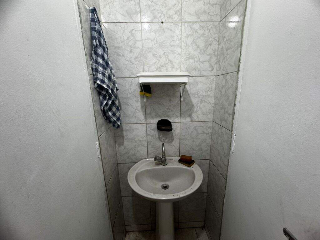 Salão para aluguel no Vila Rezende: 