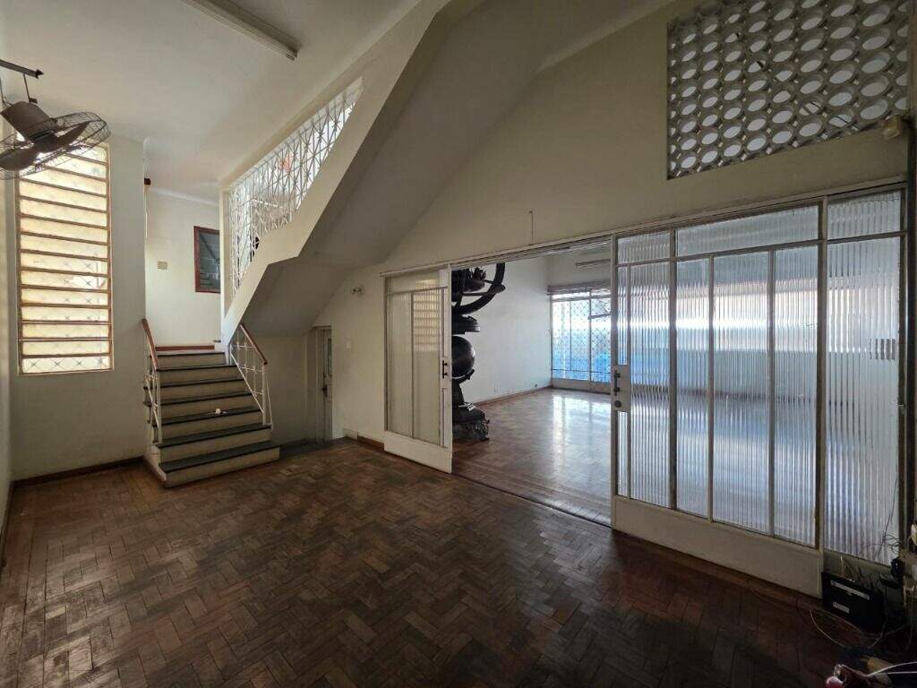 Casa para aluguel no Centro: 