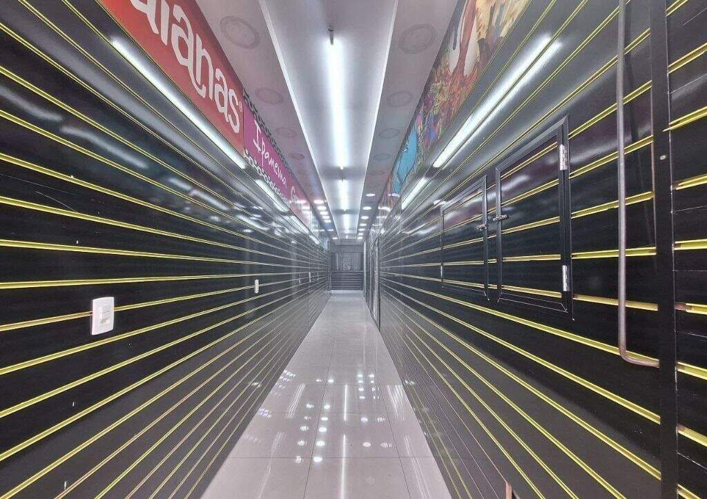 Sala para aluguel no Centro: 