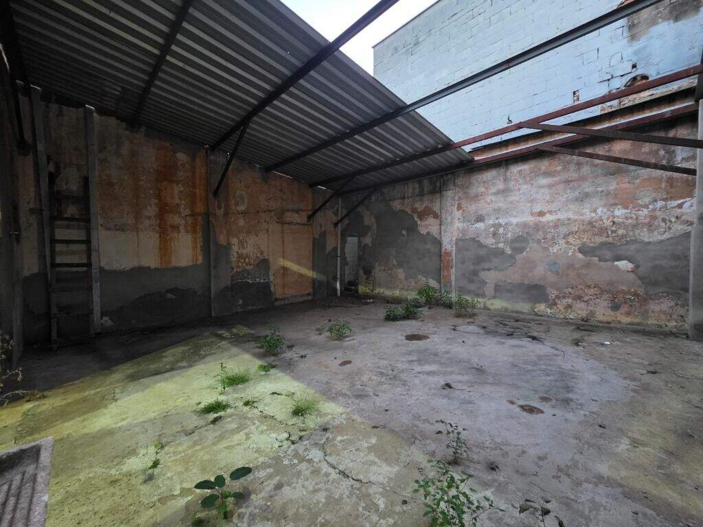 Barracão para aluguel no Centro: 