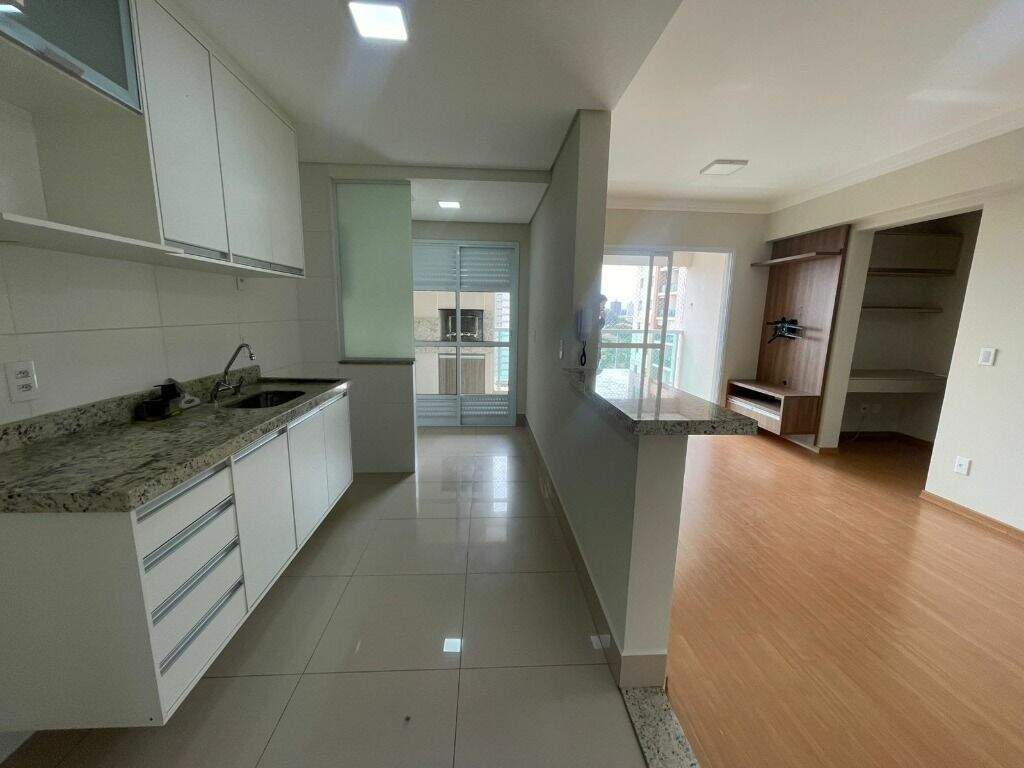 Apartamento para aluguel no Centro: 