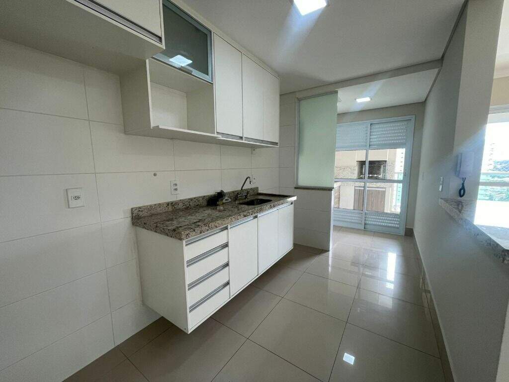 Apartamento para aluguel no Centro: 
