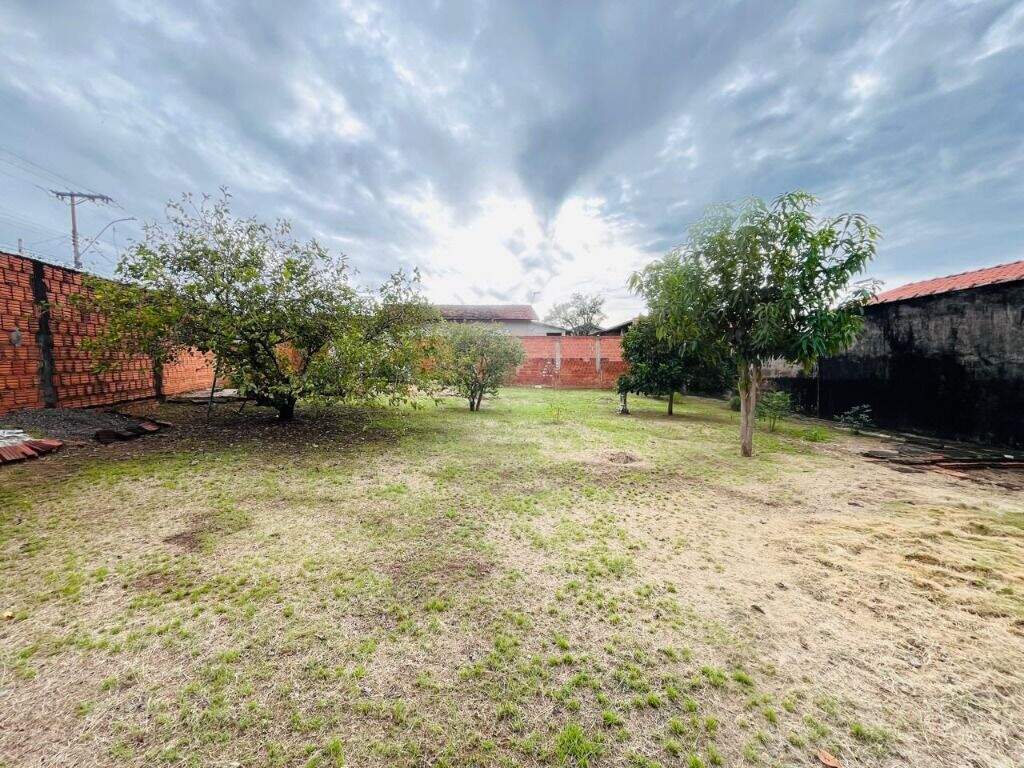 Terreno à venda no Jardim São Luiz: 
