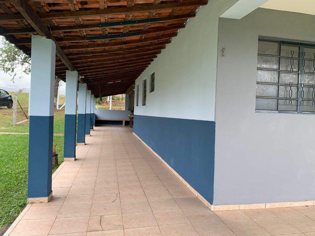 Casa para aluguel no Gleba Califórnia: 