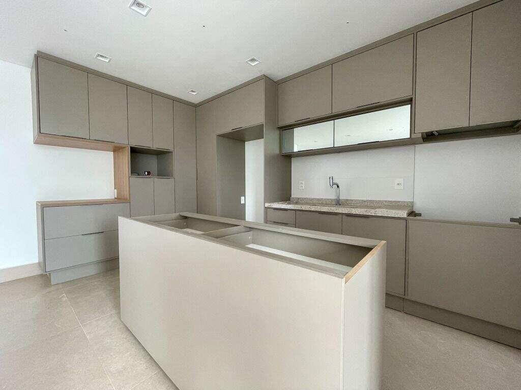 Apartamento para aluguel no Jardim Europa: 