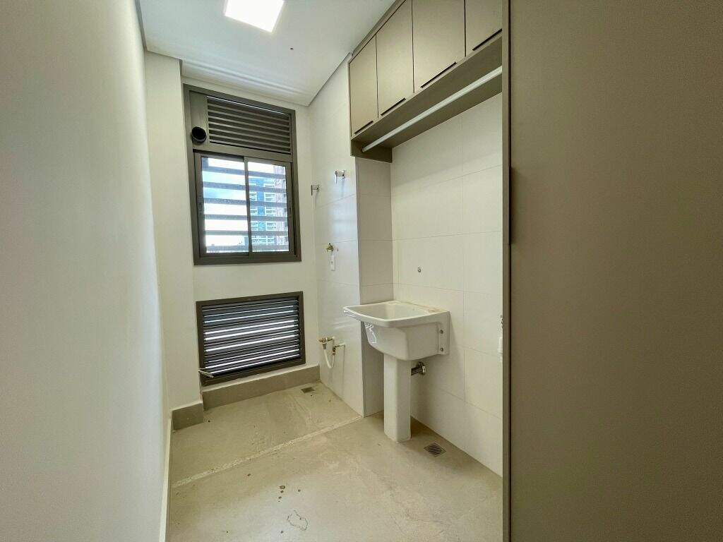Apartamento para aluguel no Jardim Europa: 