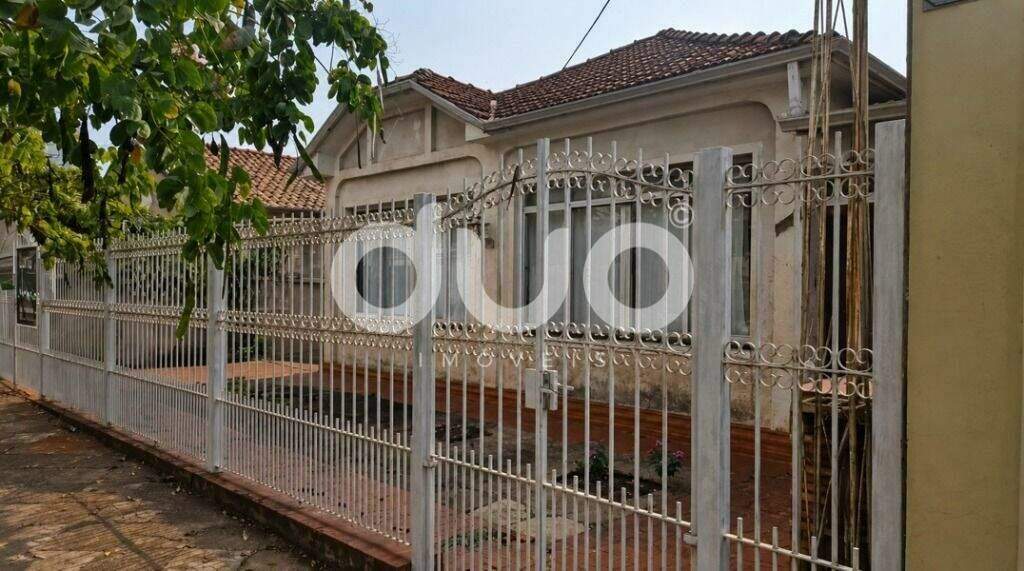Casa à venda no Alto: 