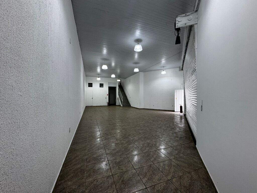 Salão para aluguel no Vila Independência: 