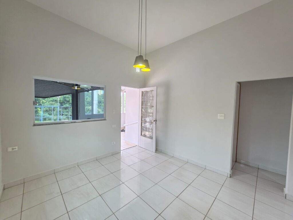 Casa para aluguel no Jardim Brasília: 