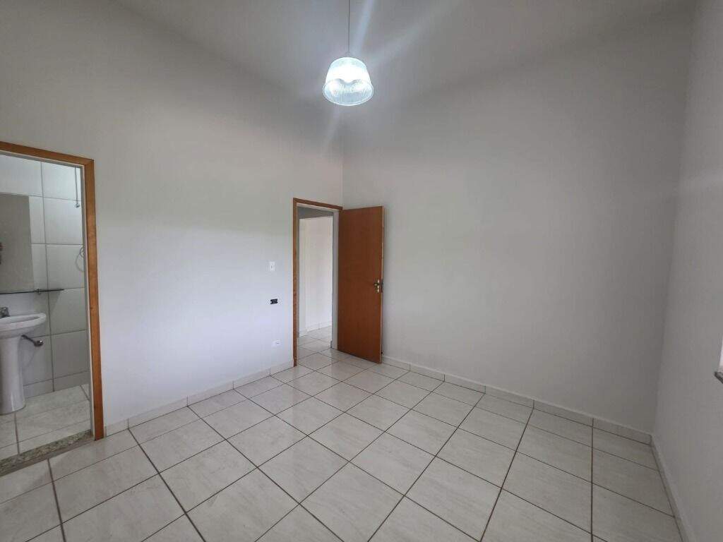 Casa para aluguel no Jardim Brasília: 