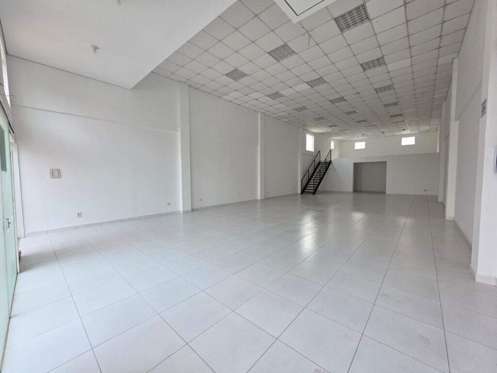 Salão para aluguel no Centro: 