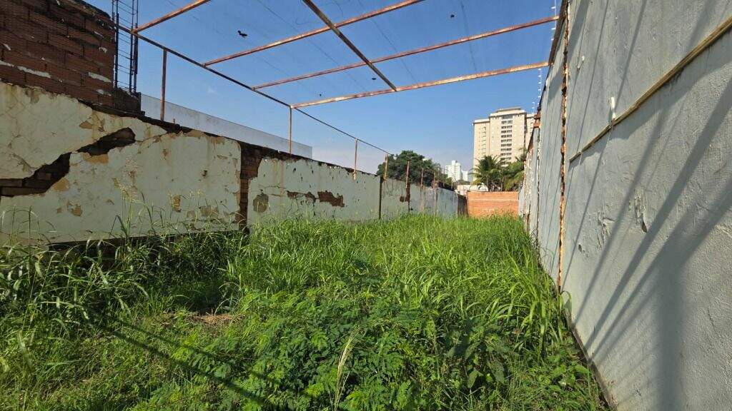 Terreno à venda no Centro: 
