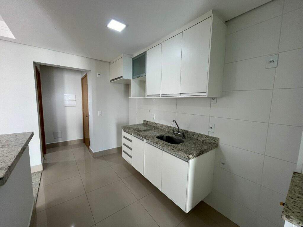 Apartamento para aluguel no Centro: 