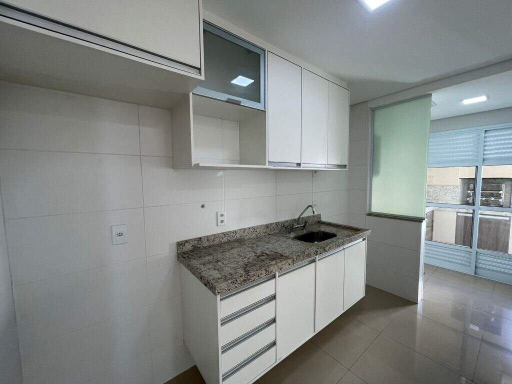 Apartamento para aluguel no Centro: 