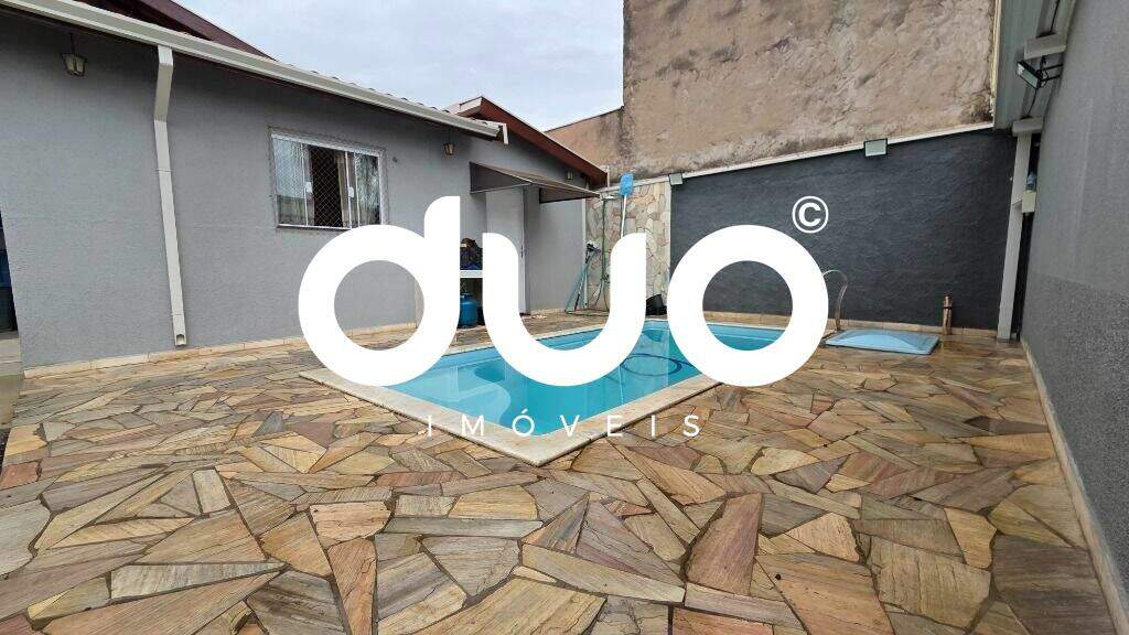 Casa à venda no Dois Córregos: 