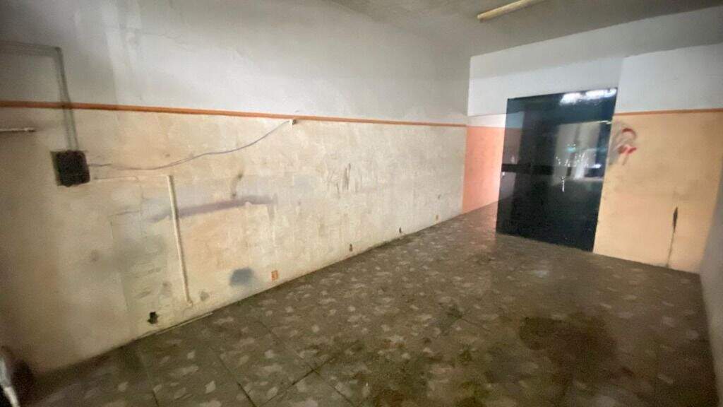 Salão para aluguel no Dois Córregos: 