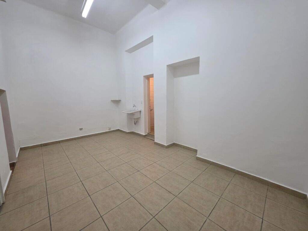 Salão para aluguel no Centro: 