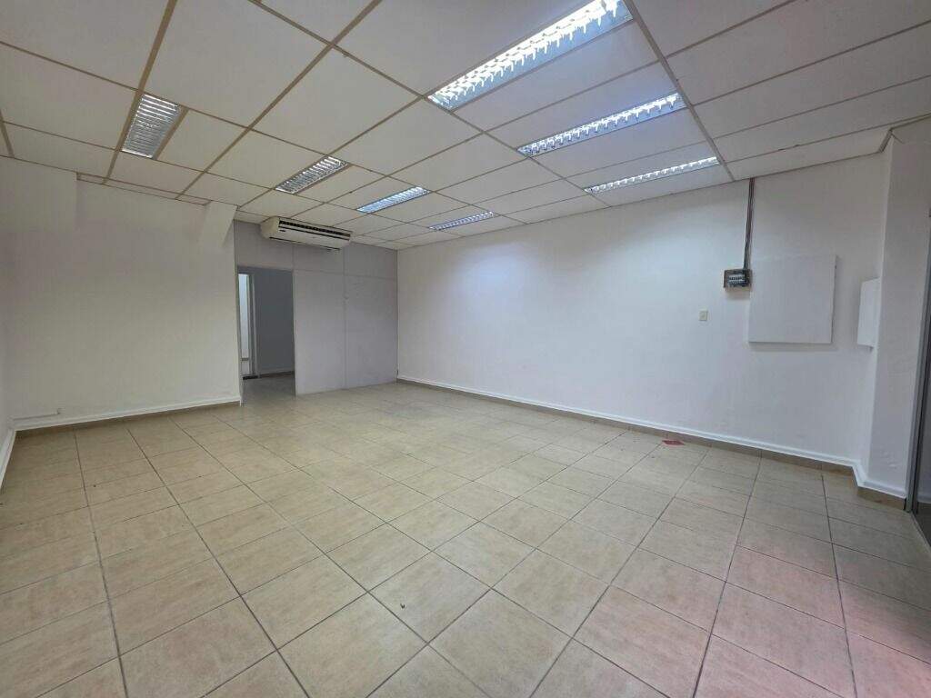Salão para aluguel no Centro: 