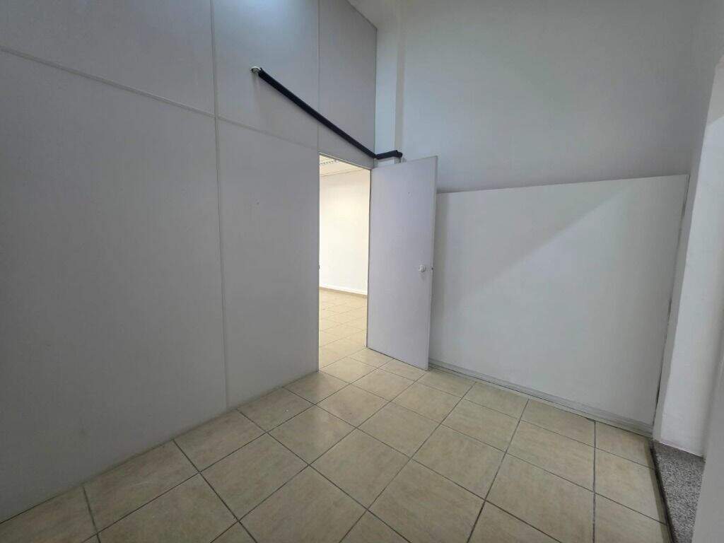 Salão para aluguel no Centro: 