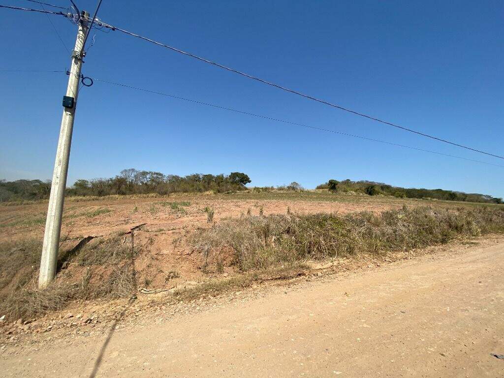Área à venda no Jardim Planalto: 