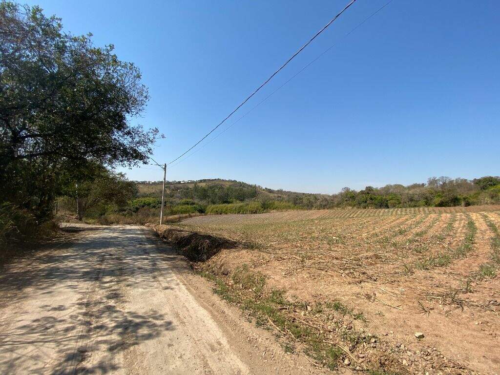 Área à venda no Jardim Planalto: 