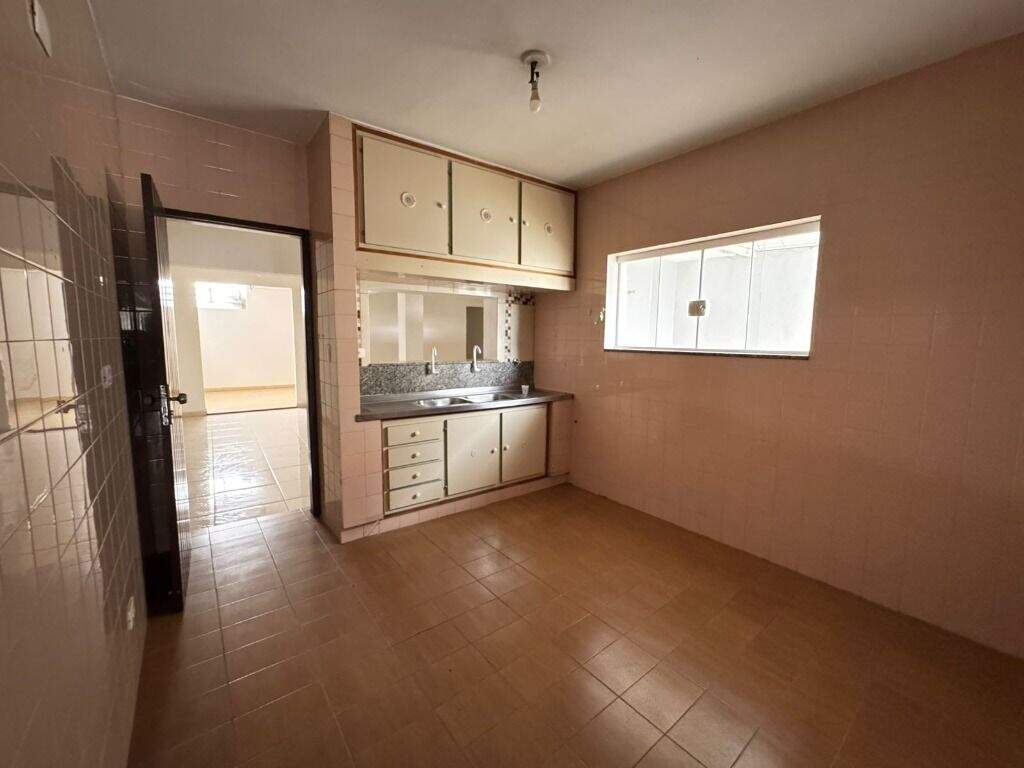 Casa, 2 quartos, 139 m² - Foto 1