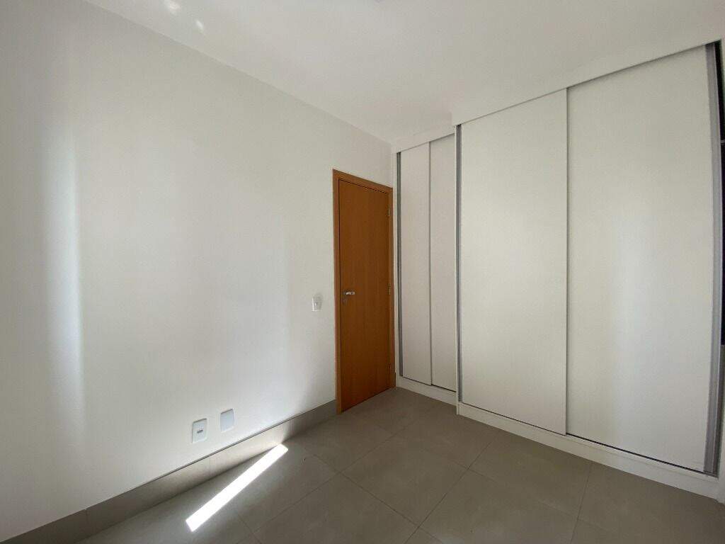 Apartamento à venda no Parque Santa Cecília: 