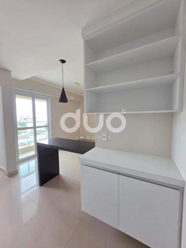 Apartamento para aluguel no Centro: 